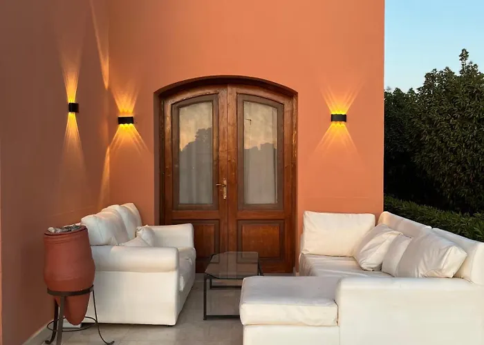 Villa وسط جولف *