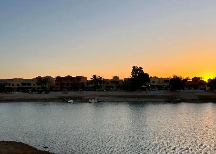 وسط جولف *